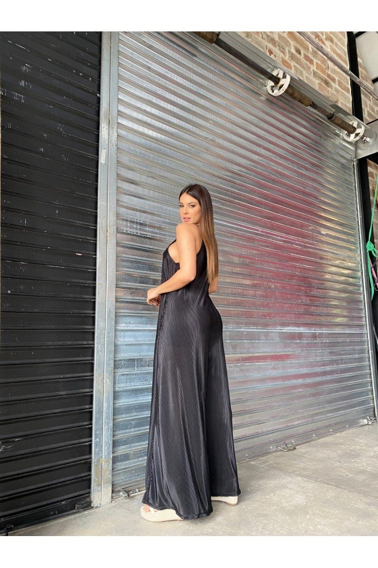 Enterizo largo plisado